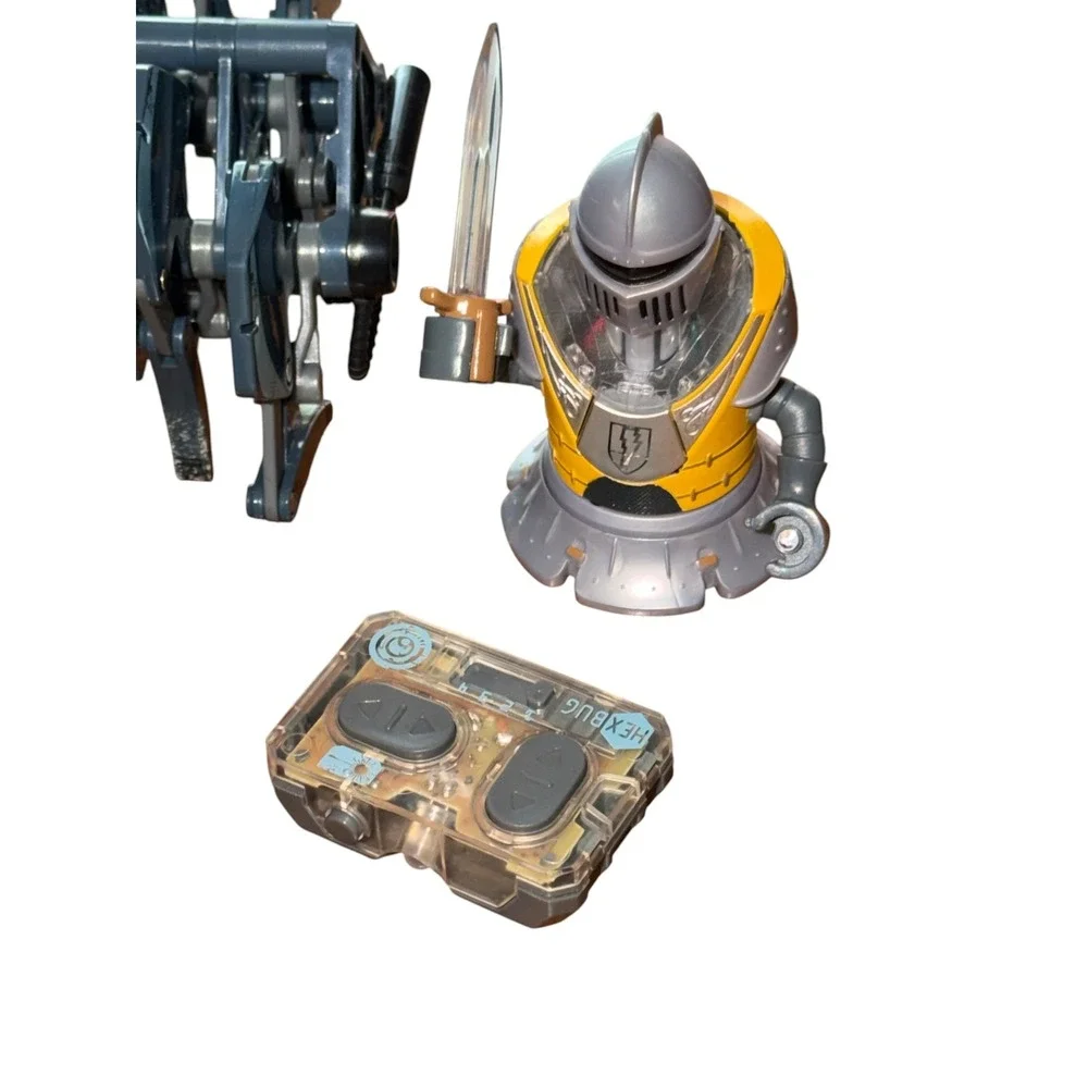 Read Hexbug Micro Titans Battling Robots Lot 2 Knights 1 Spider with Remotes
